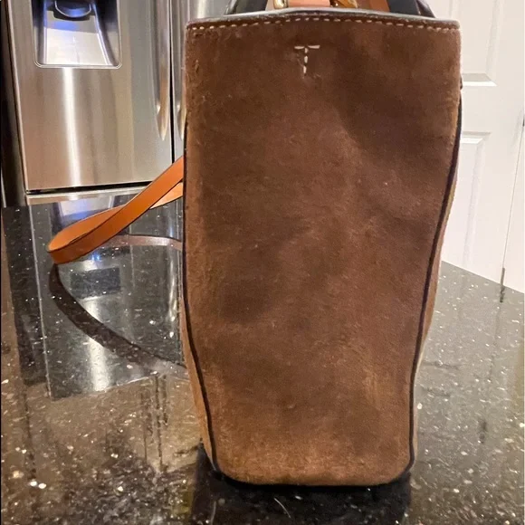 TORY BURCH COLORFUL NEEDLEPOINT & BROWN SUEDE BERMUDA HANDBAG DETACHABLE STRAP - Picture 9 of 16